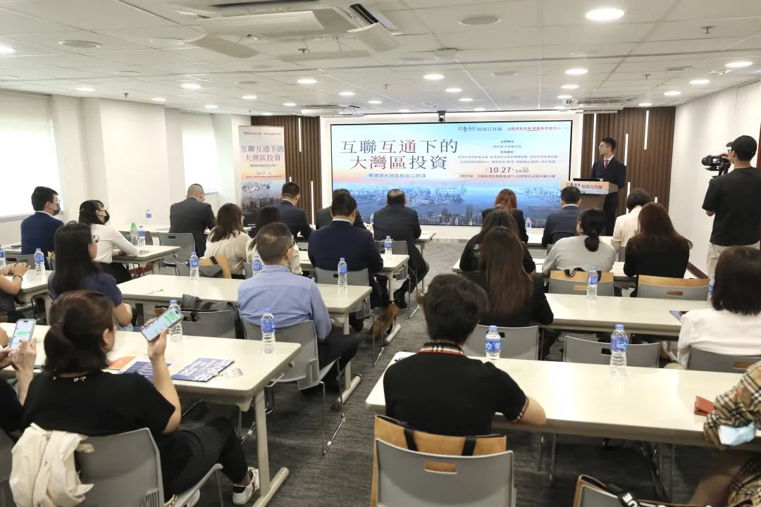 虚拟货币如何改变全球投资格局:新兴市场与发达市场的互动分析_新兴国家市场货币_新兴市场的货币