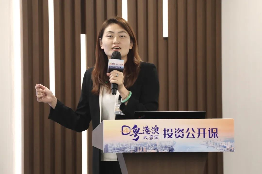 新兴市场的货币_虚拟货币如何改变全球投资格局:新兴市场与发达市场的互动分析_新兴国家市场货币