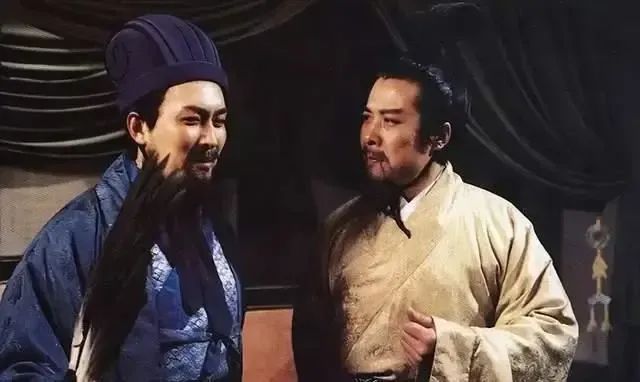 荀攸兵法_荀攸的军事博弈与智谋_博弈军事智谋荀攸是谁