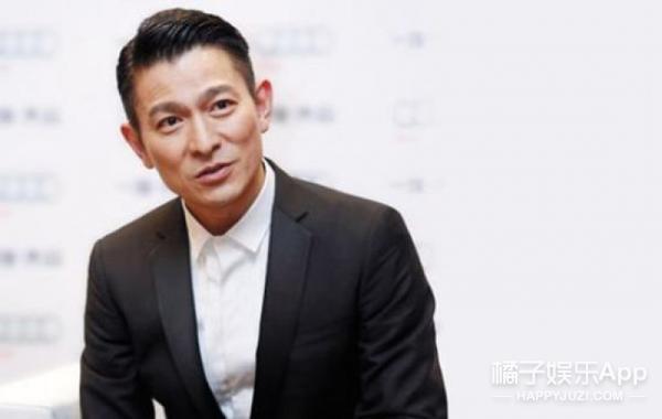 刘德华与粉丝的暖心互动_刘德华和粉丝视频_刘德华偶遇粉丝